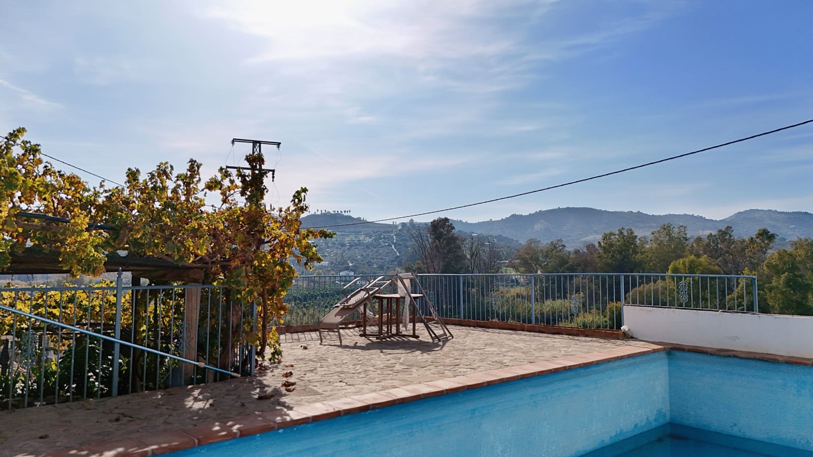 4 soverom Hus til salgs i Coin med svømmebasseng garasje - € 345 000 (Ref: 9449716)