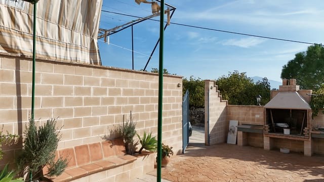 4 soverom Hus til salgs i Coín med svømmebasseng garasje - € 345 000 (Ref: 9449716)