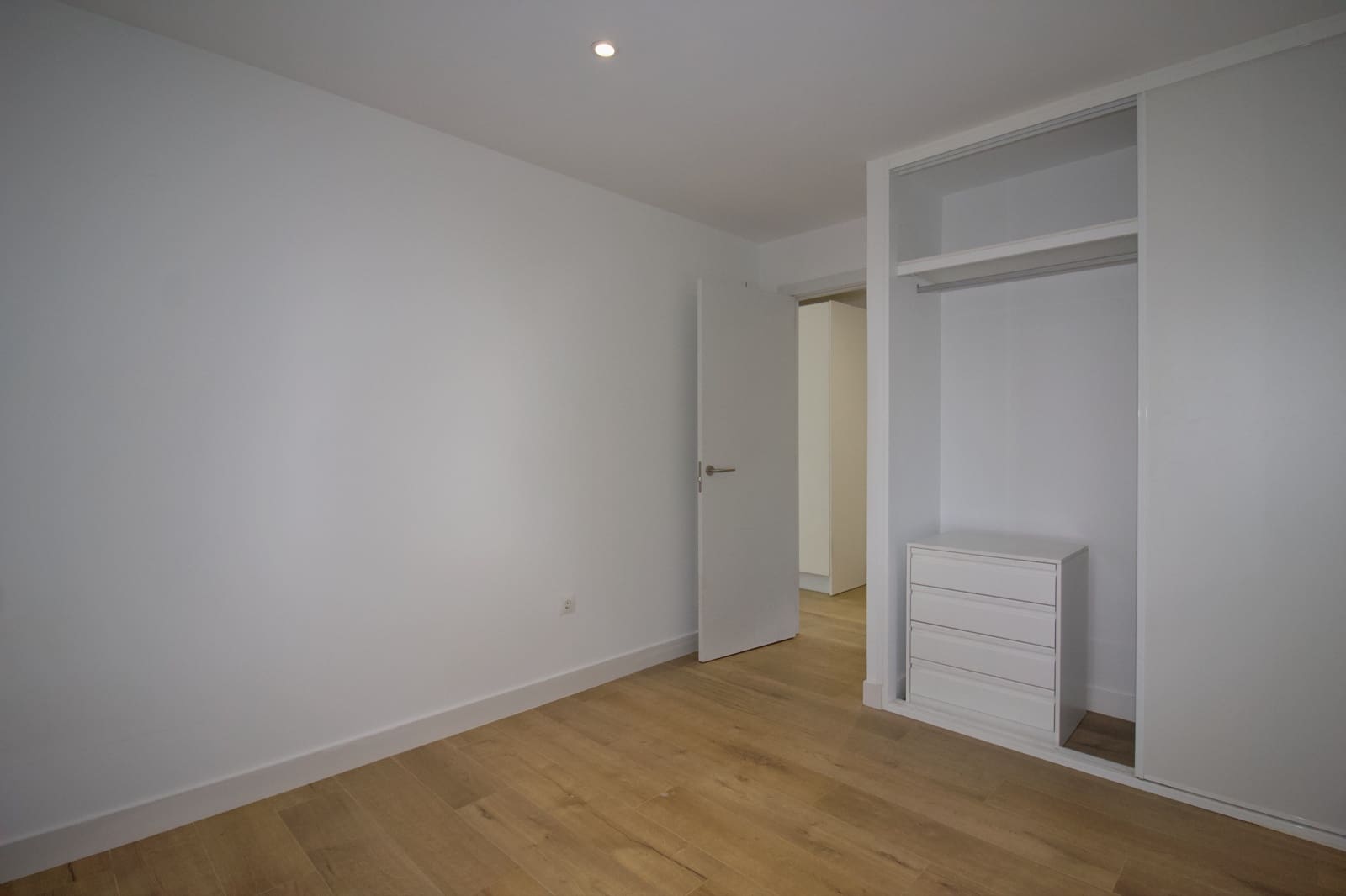 2 soveværelse Finca/Landehus til leje i Coin med swimmingpool - € 1.400 (Ref: 9500290)