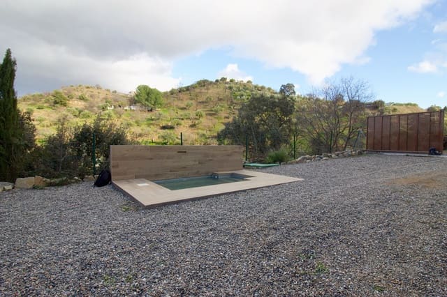 2 soveværelse Finca/Landehus til leje i Coín med swimmingpool - € 1.400 (Ref: 9500290)