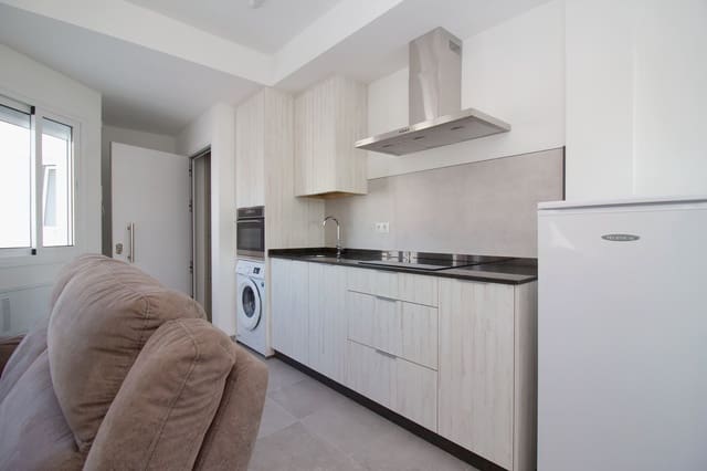 1 soveværelse Lejlighed til leje i Coín - € 700 (Ref: 9500291)