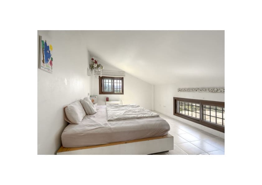 3 sypialnia Finka/Dom wiejski na sprzedaż w Coin z garażem - 597 000 € (Ref: 9509735)