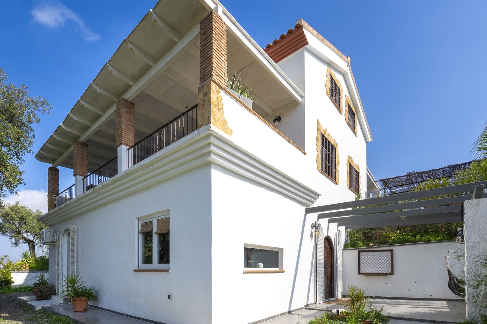 3 sypialnia Finka/Dom wiejski na sprzedaż w Coin z garażem - 597 000 € (Ref: 9509735)