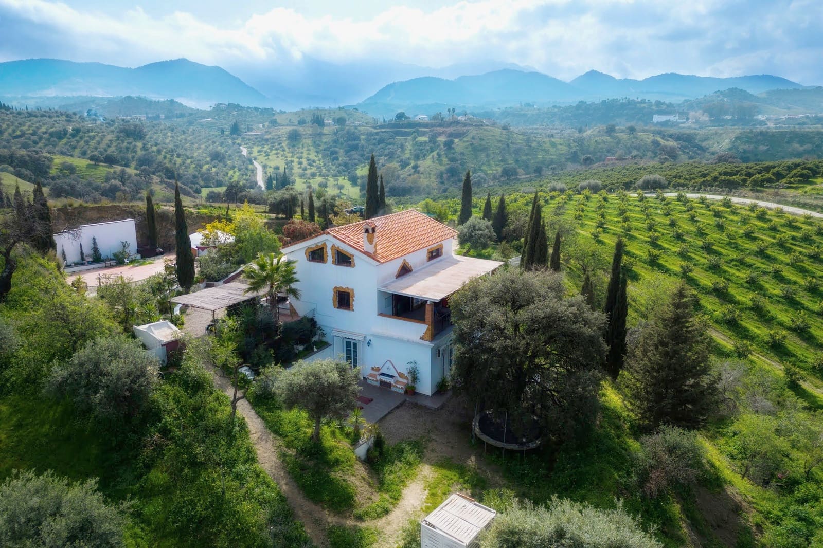 3 sypialnia Finka/Dom wiejski na sprzedaż w Coin z garażem - 597 000 € (Ref: 9509735)