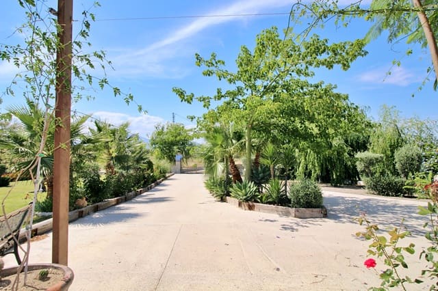 3 soverom Finca/Herregård til salgs i Coín med svømmebasseng - € 375 000 (Ref: 9516462)