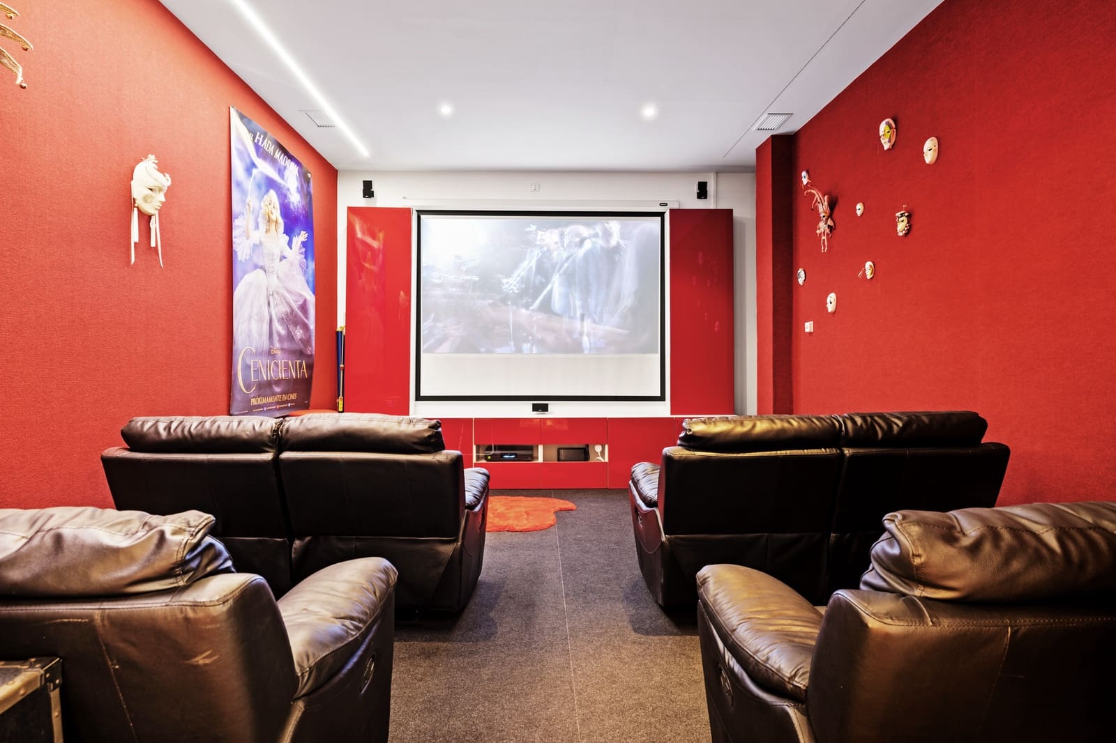 6 soveværelse Villa til salg i La Mairena med swimmingpool garage - € 2.100.000 (Ref: 9547213)