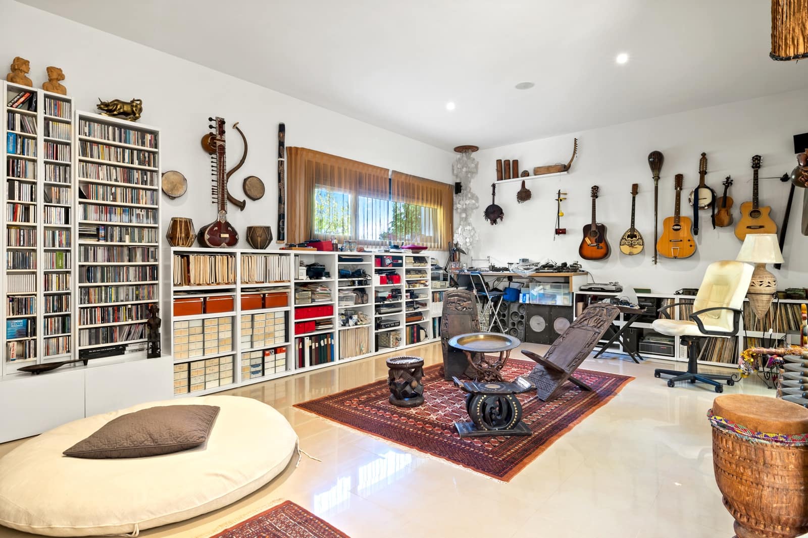 6 soveværelse Villa til salg i La Mairena med swimmingpool garage - € 2.100.000 (Ref: 9547213)