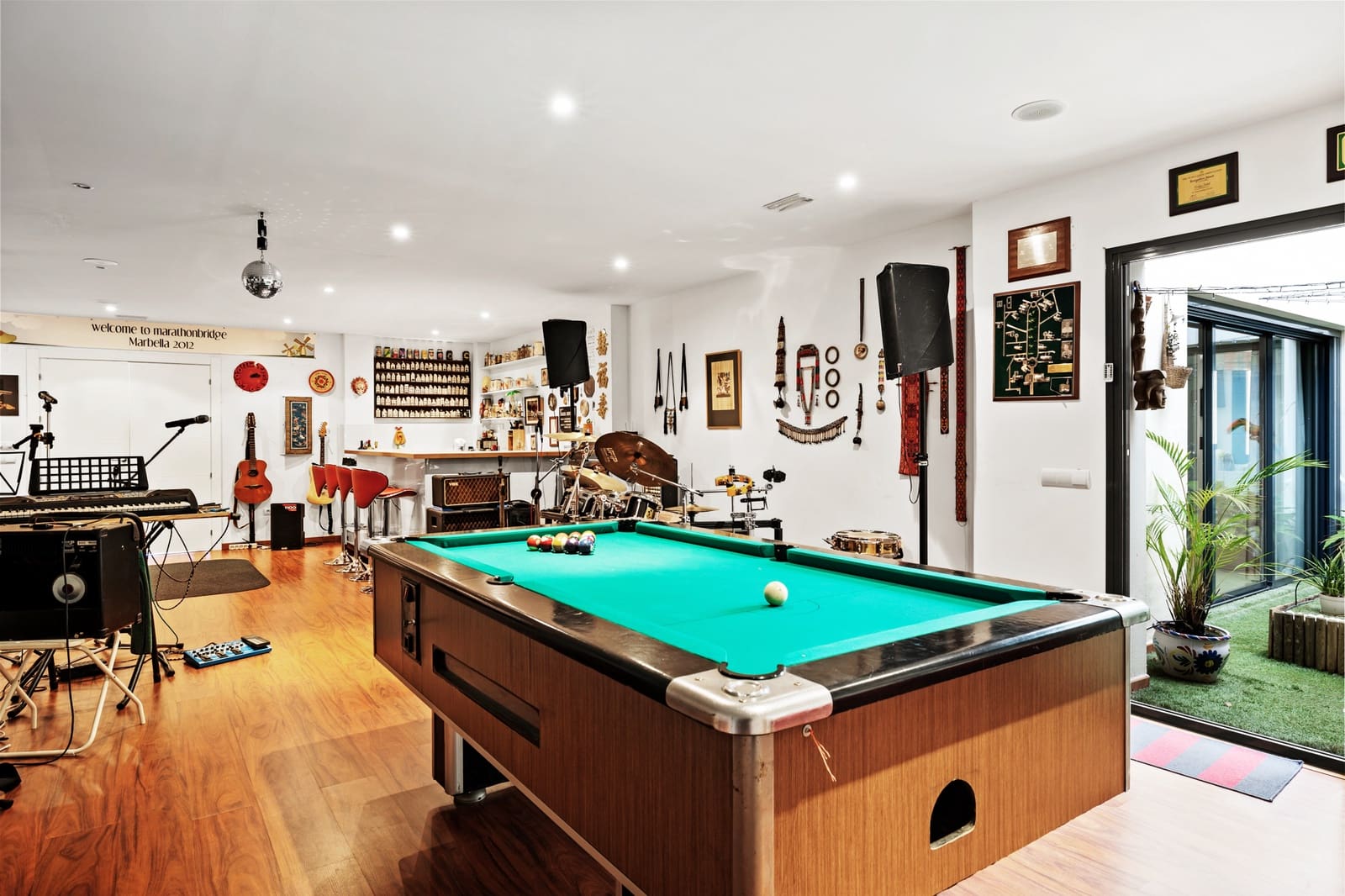 6 soveværelse Villa til salg i La Mairena med swimmingpool garage - € 2.100.000 (Ref: 9547213)