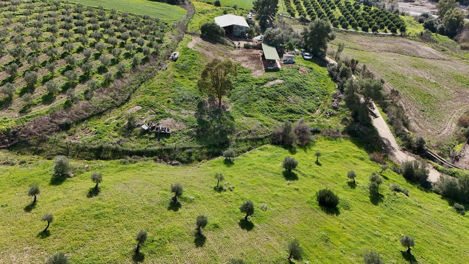5 makuuhuone Maalaistalo myytävänä paikassa Coin - 185 000 € (Ref: 9611952)