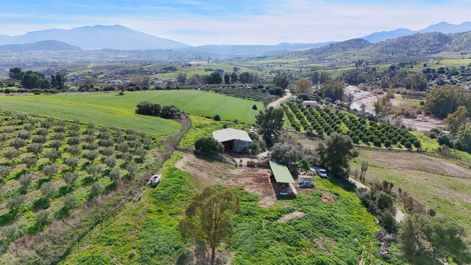 5 makuuhuone Maalaistalo myytävänä paikassa Coin - 185 000 € (Ref: 9611952)