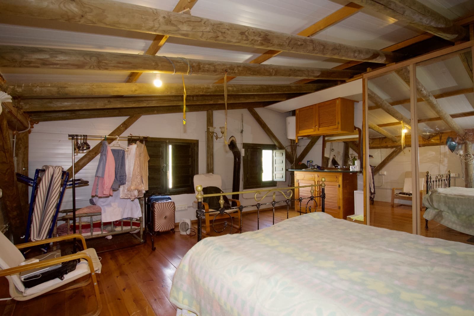 5 makuuhuone Maalaistalo myytävänä paikassa Coin - 185 000 € (Ref: 9611952)