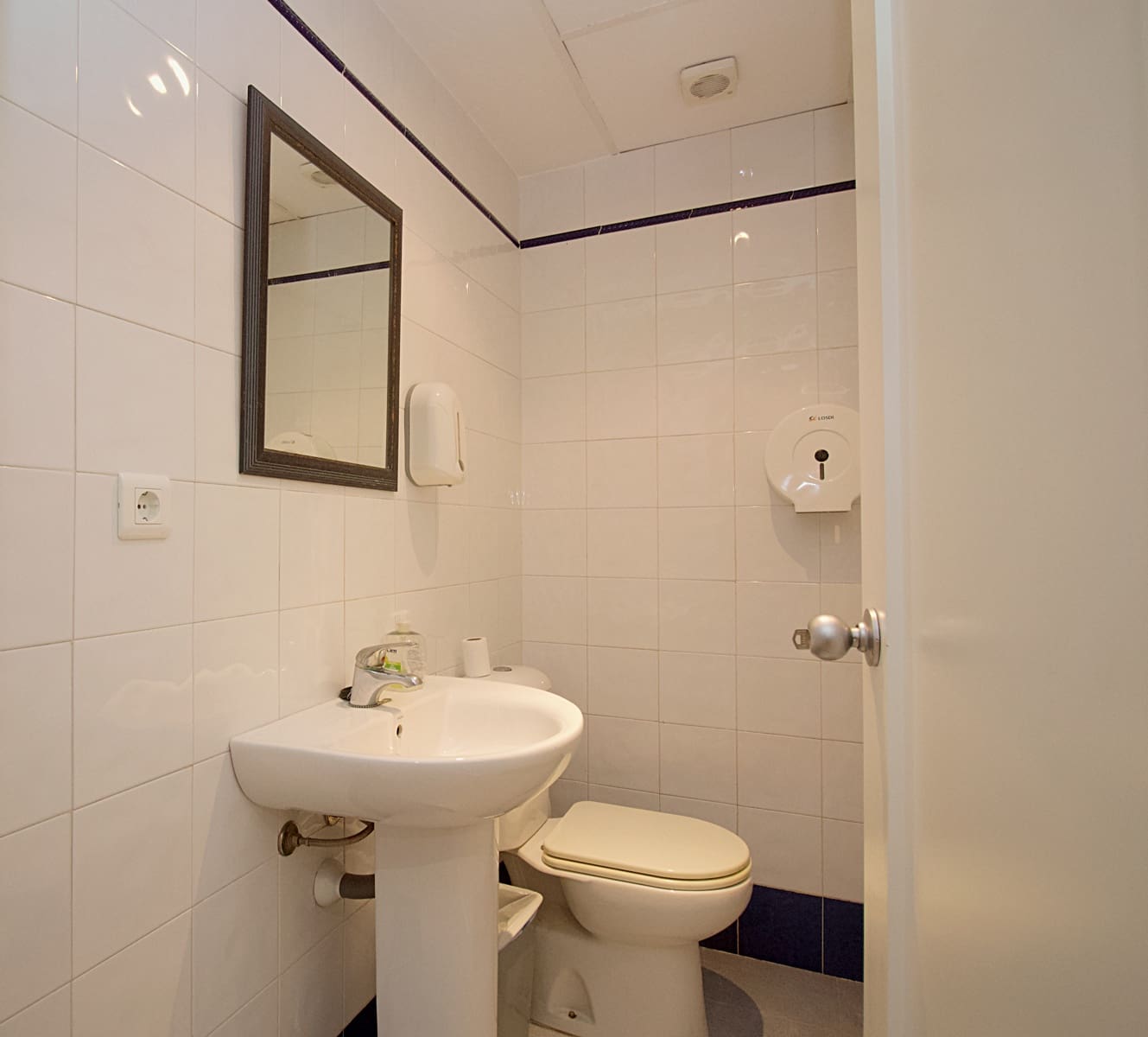 Commercial for sale in Coin - € 749,000 (Ref: 9619823)