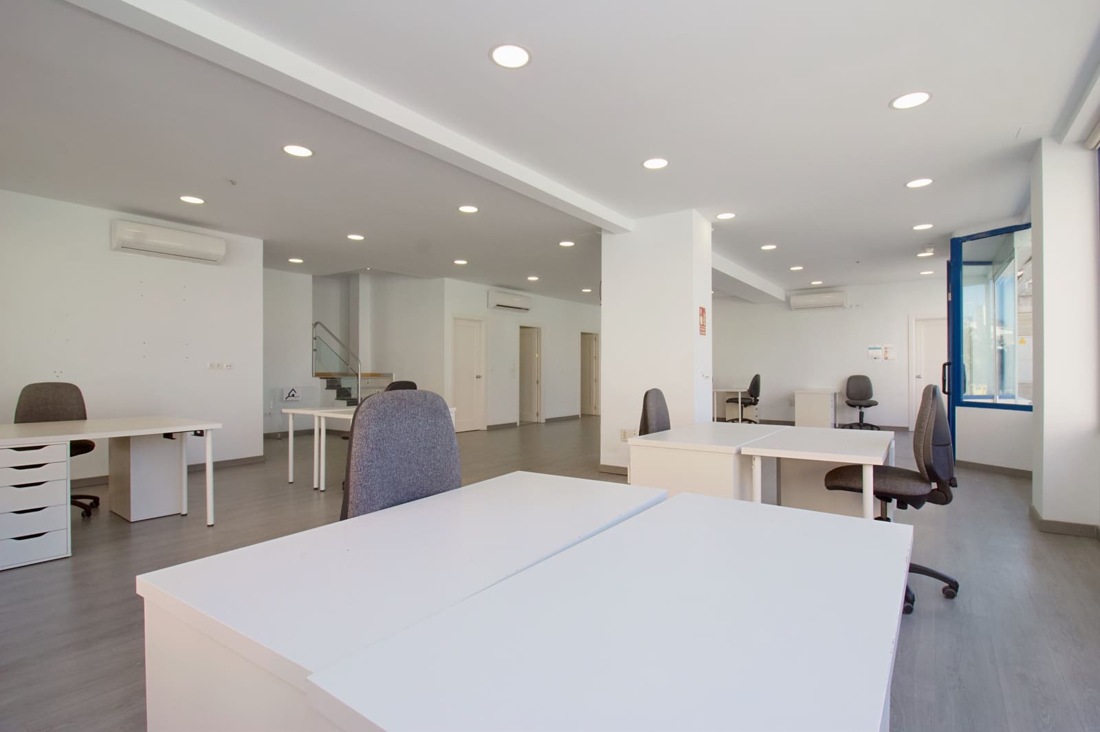 Commercial for sale in Coin - € 749,000 (Ref: 9619823)