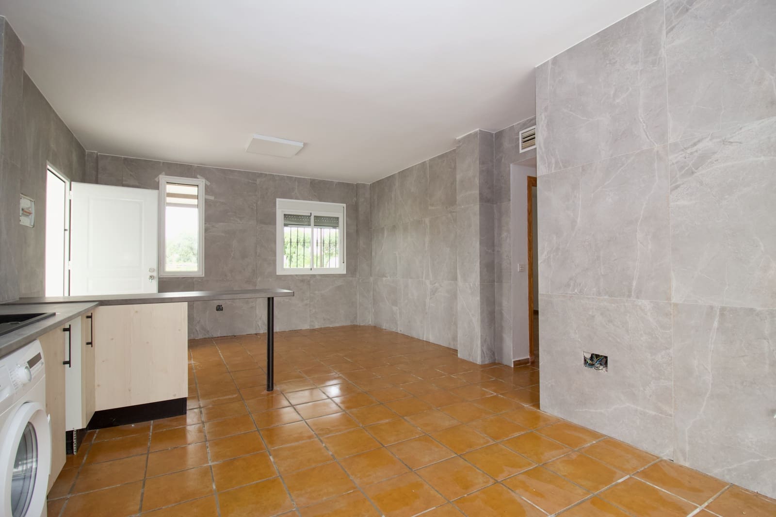 2 sypialnia Finka/Dom wiejski do wynajęcia w Coin z basenem - 1 700 € (Ref: 9645470)