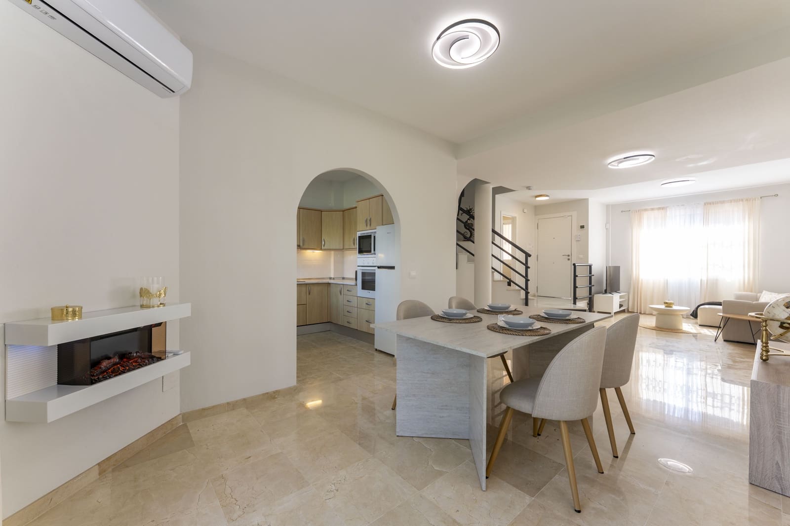 3 camera da letto Villetta Bifamiliare in vendita in Marbella con piscina - 739.000 € (Rif: 9664064)