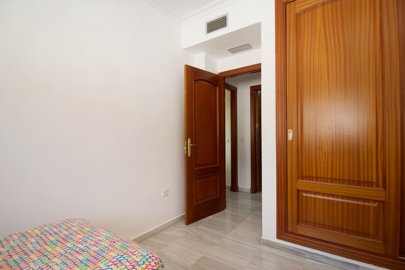 3 Zimmer Apartment zu verkaufen in Alhaurin el Grande mit Pool Garage - 285.000 € (Ref: 9715414)