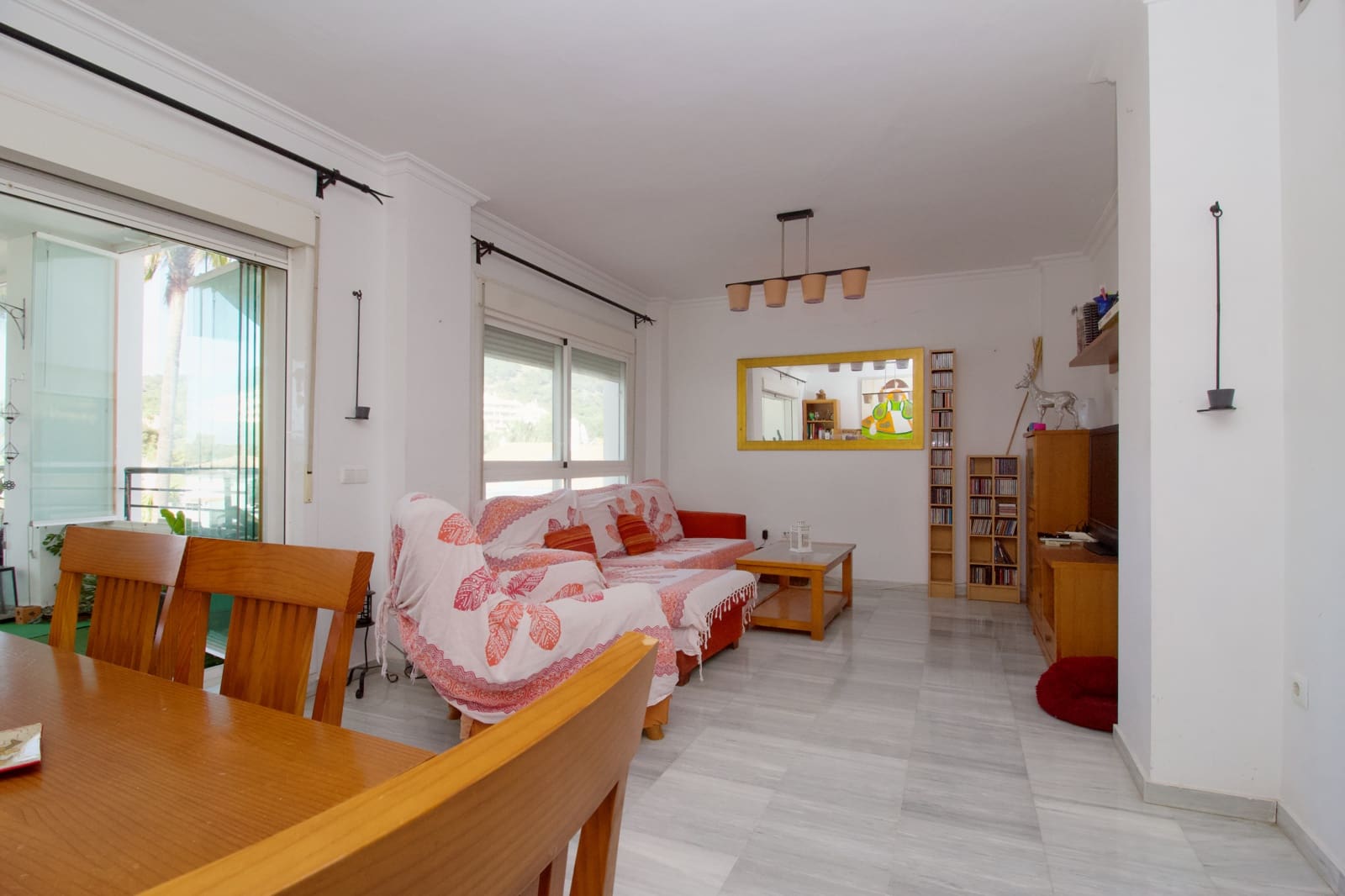 3 Zimmer Apartment zu verkaufen in Alhaurin el Grande mit Pool Garage - 285.000 € (Ref: 9715414)