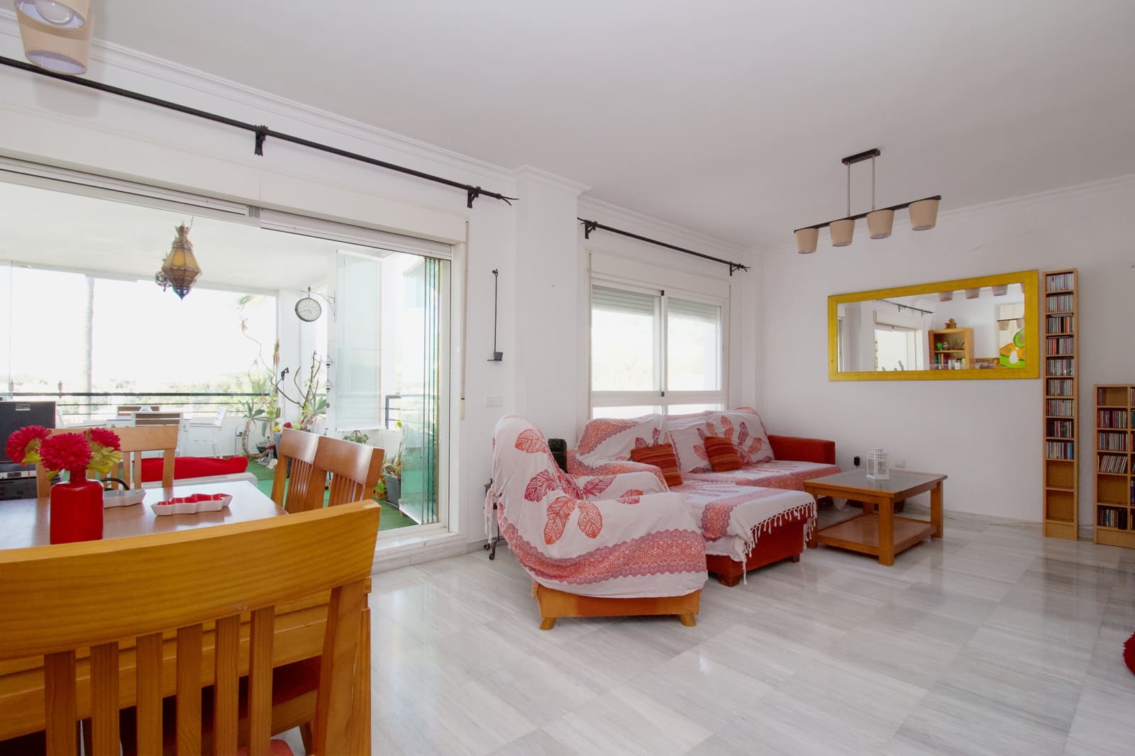 3 Zimmer Apartment zu verkaufen in Alhaurin el Grande mit Pool Garage - 285.000 € (Ref: 9715414)