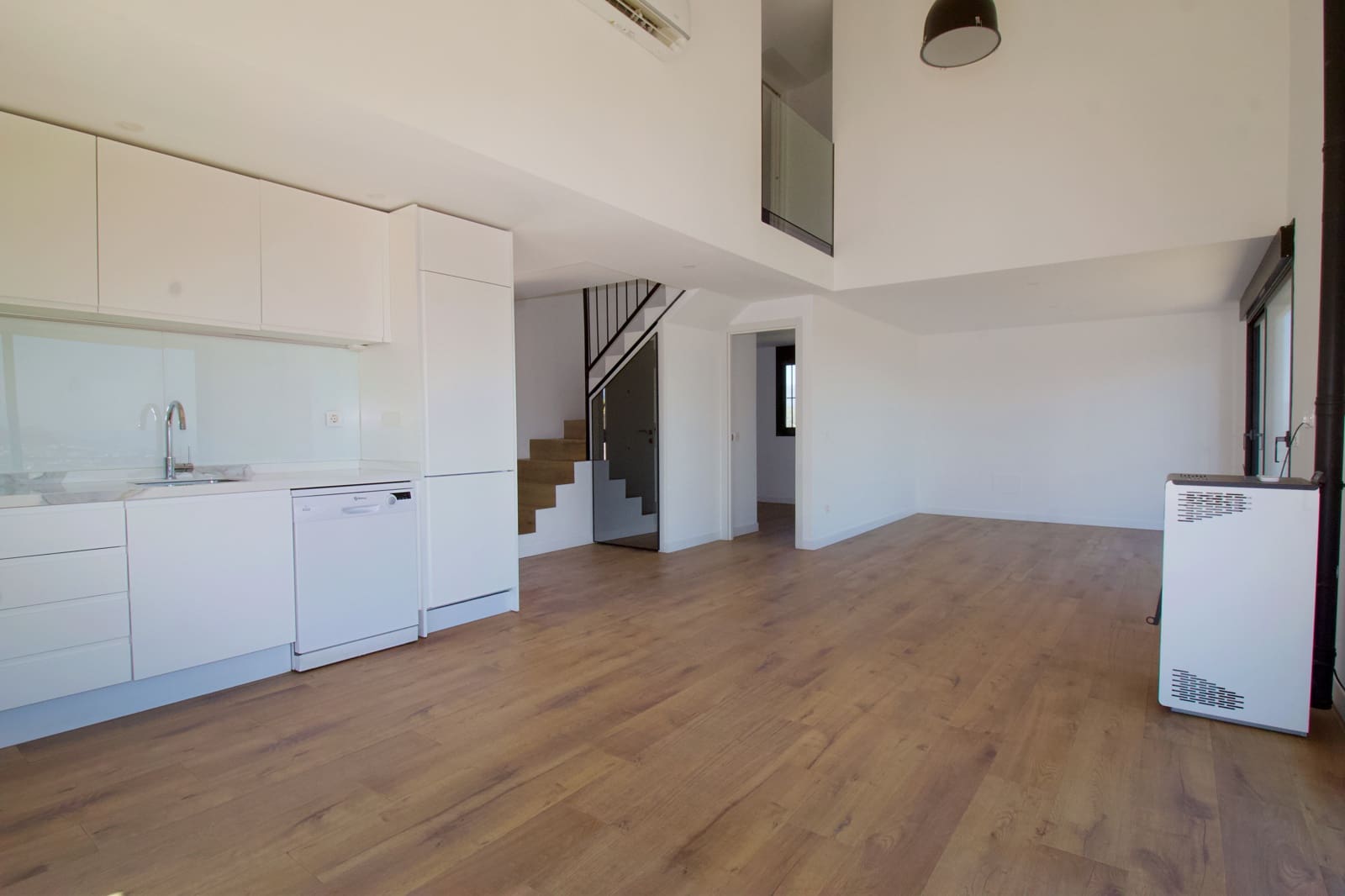 3 bedroom Finca/Country House for rent in Coin with pool garage - € 2,400 (Ref: 9722217)