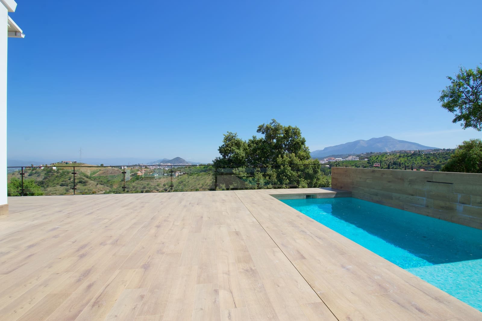 3 bedroom Finca/Country House for rent in Coin with pool garage - € 2,400 (Ref: 9722217)