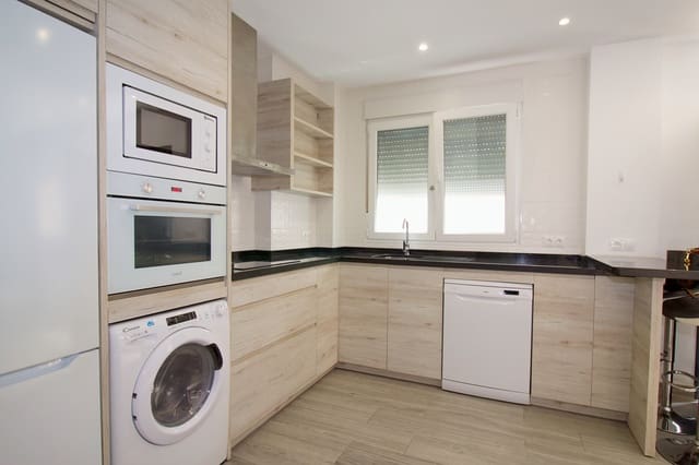 1 sovrum Lägenhet att hyra i Coín - 650 € (Ref: 9752367)