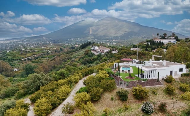 3 Zimmer Finca/Landgut zu verkaufen in Alhaurín el Grande mit Pool Garage - 895.000 € (Ref: 9798293)