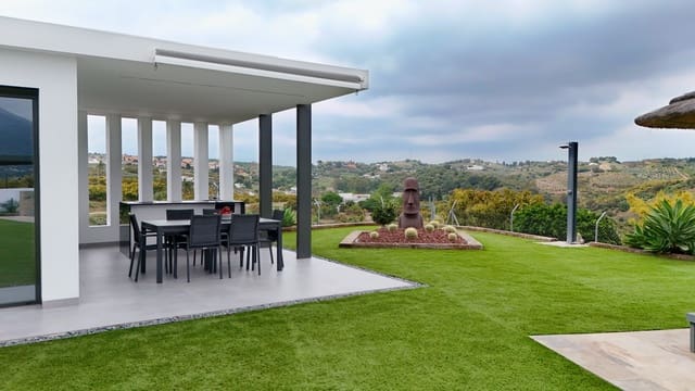 3 Zimmer Finca/Landgut zu verkaufen in Alhaurín el Grande mit Pool Garage - 895.000 € (Ref: 9798293)