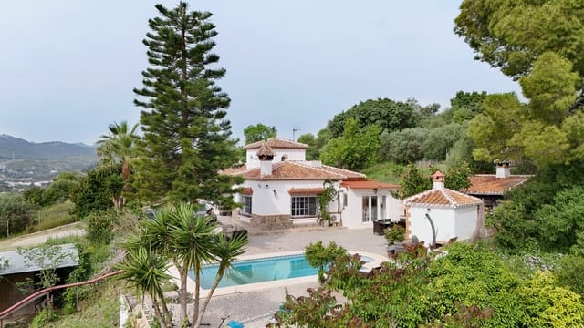 3 soverom Finca/Herregård til salgs i Coín med svømmebasseng - € 565 000 (Ref: 9803713)