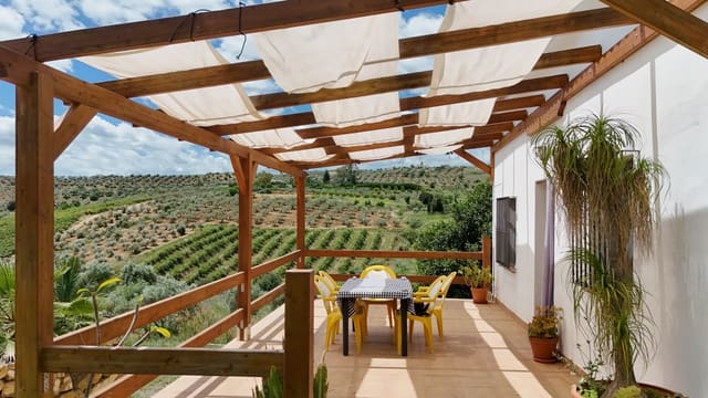 2 slaapkamer Finca/Landhuis te koop in Alora - € 255.000 (Ref: 9816223)