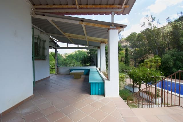 Finca/Casa Rural de 3 habitaciones en Coín en venta con piscina - 425.000 € (Ref: 9823845)