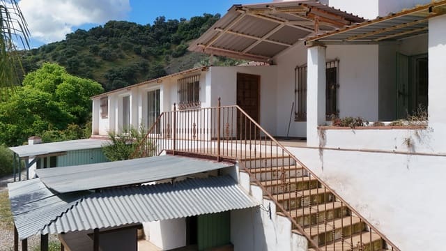 Finca/Casa Rural de 3 habitaciones en Coín en venta con piscina - 425.000 € (Ref: 9823845)
