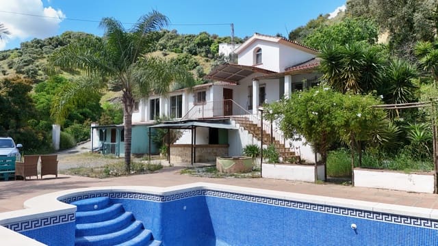 Finca/Casa Rural de 3 habitaciones en Coín en venta con piscina - 425.000 € (Ref: 9823845)