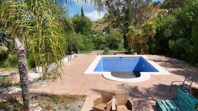 Finca/Casa Rural de 3 habitaciones en Coín en venta con piscina - 425.000 € (Ref: 9823845)