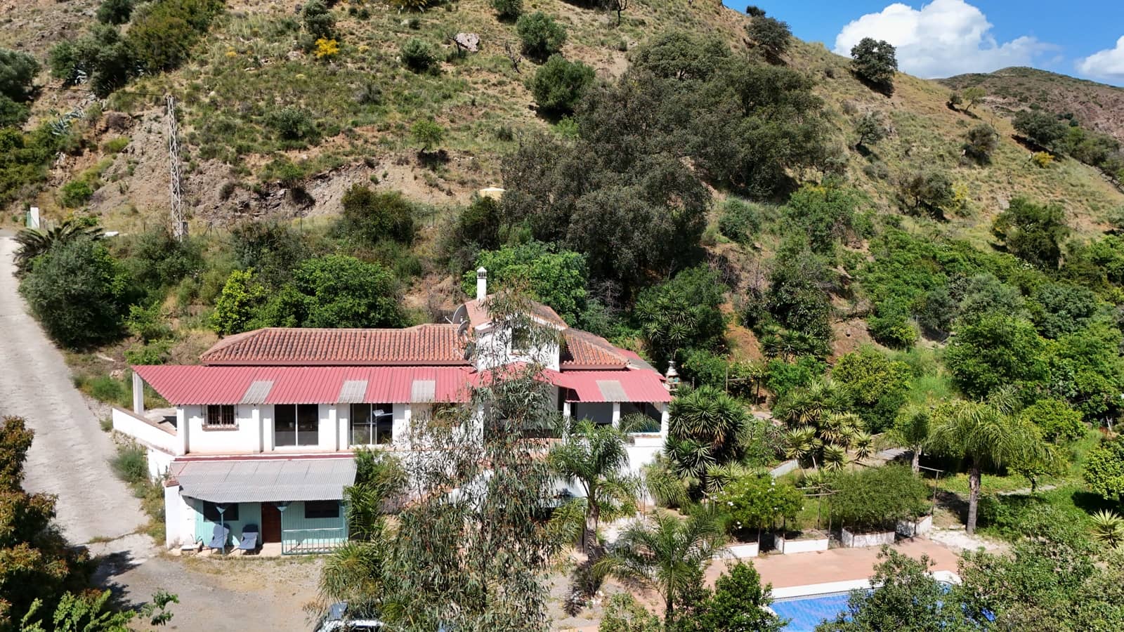 Finca/Casa Rural de 3 habitaciones en Coín en venta con piscina - 425.000 € (Ref: 9823845)
