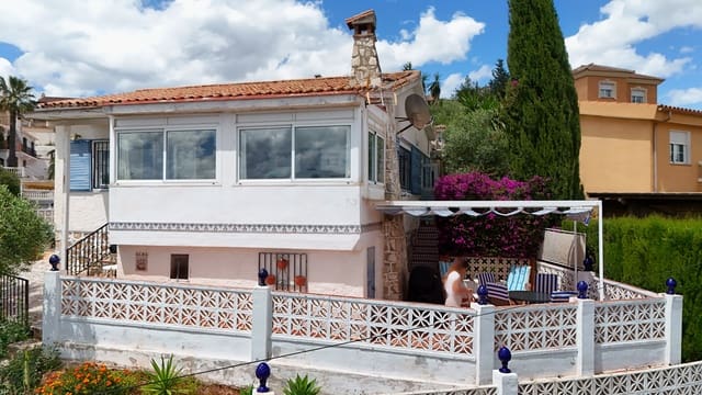 3 sovrum Villa till salu i Coín med garage - 250 000 € (Ref: 9889507)
