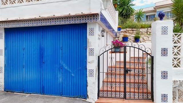3 sovrum Villa till salu i Coín med garage - 250 000 € (Ref: 9889507)
