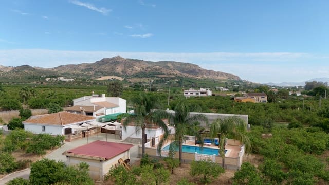 3 Zimmer Finca/Landgut zu verkaufen in Alora mit Pool Garage - 395.000 € (Ref: 9909694)