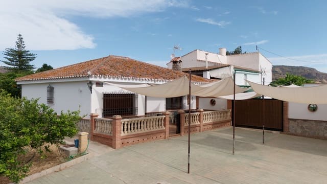 3 Zimmer Finca/Landgut zu verkaufen in Alora mit Pool Garage - 395.000 € (Ref: 9909694)