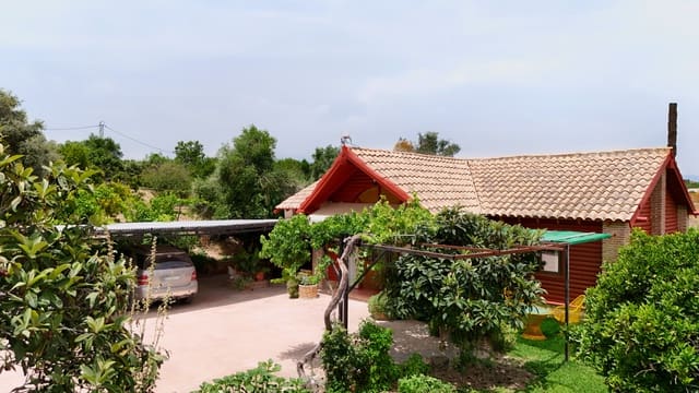 Finca/Casa Rural de 3 habitaciones en Alhaurín el Grande en venta con piscina garaje - 365.000 € (Ref: 9921135)