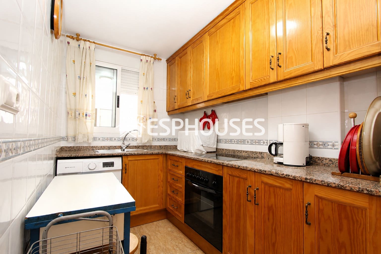 2 soveværelse Lejlighed til salg i Guardamar del Segura med garage - € 185.000 (Ref: 10004710)