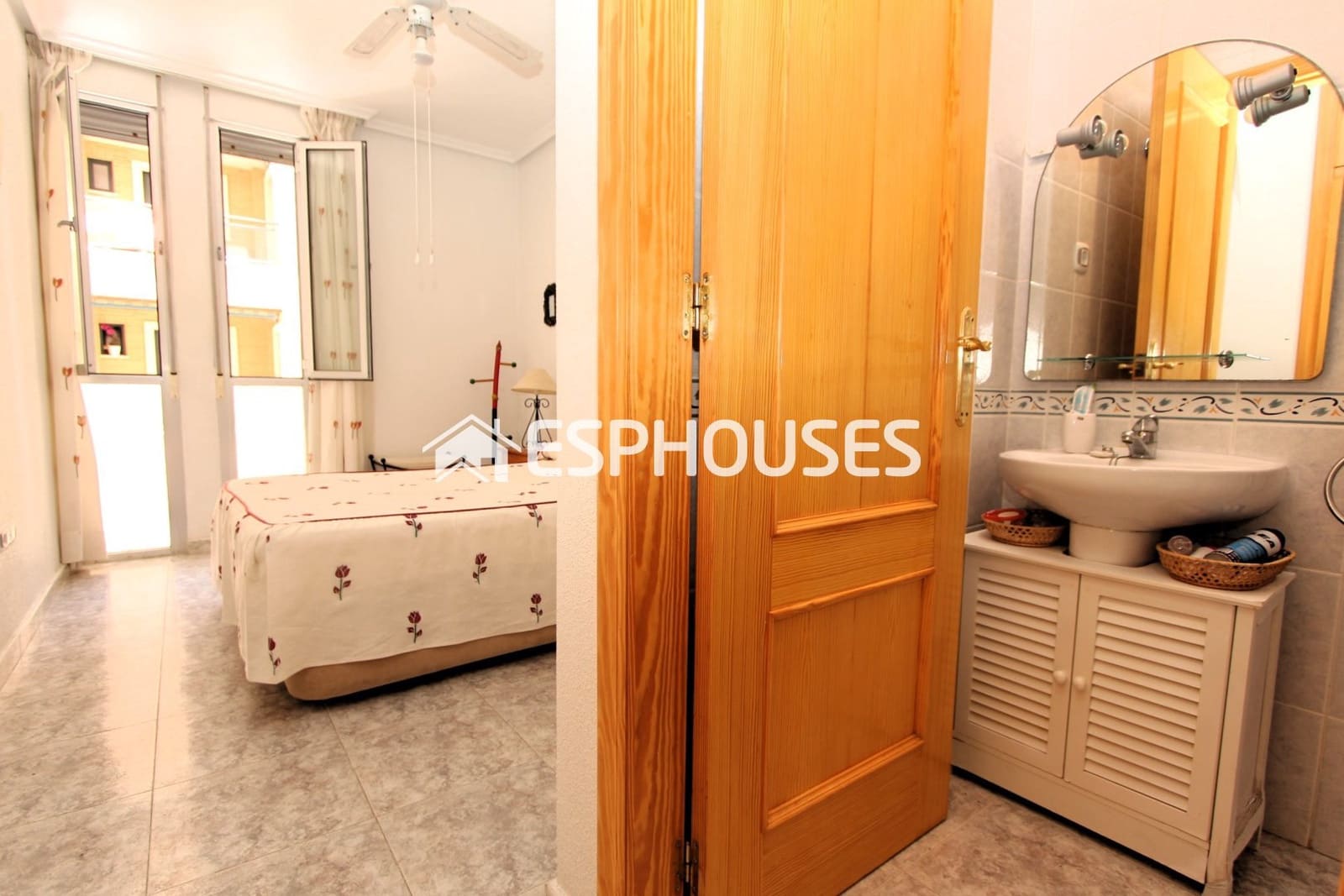 3 soverom Leilighet til salgs i Guardamar del Segura med garasje - € 215 000 (Ref: 10006050)