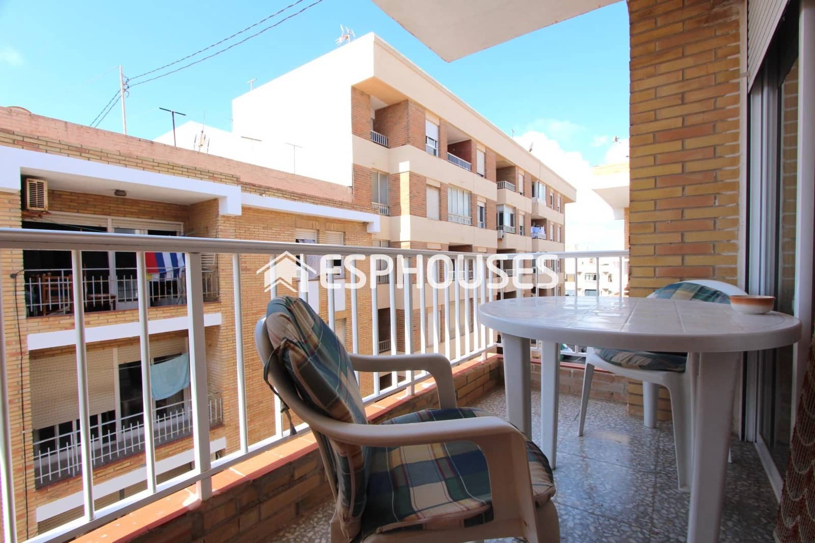 3 bedroom Apartment for sale in Guardamar del Segura - € 145,000 (Ref: 10007526)