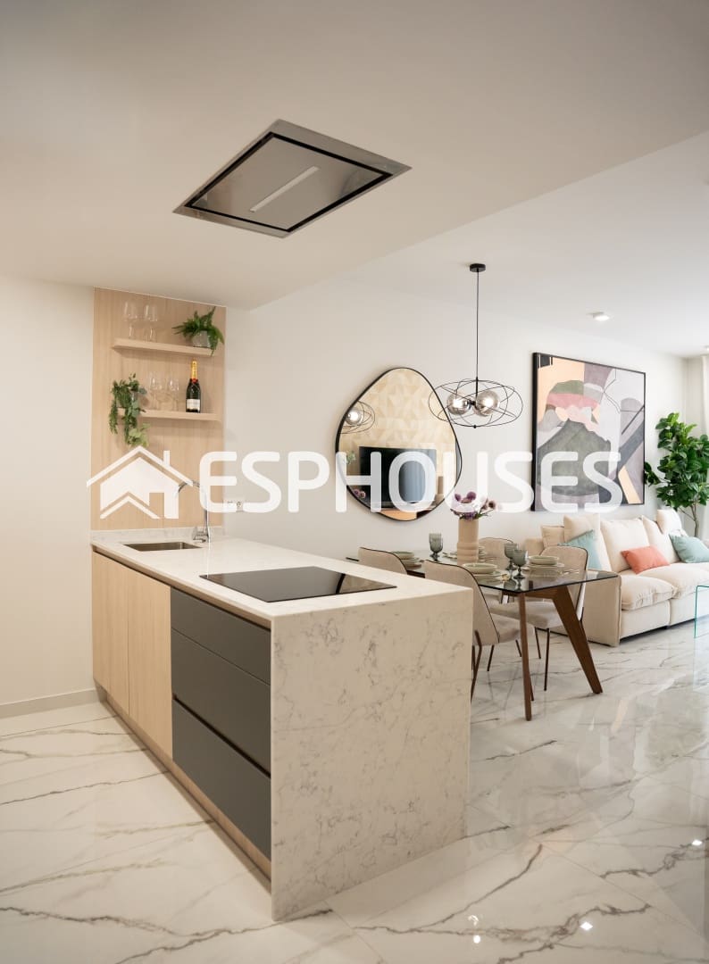 2 soverom Leilighet til salgs i Ciudad Quesada med svømmebasseng garasje - € 324 000 (Ref: 10009926)