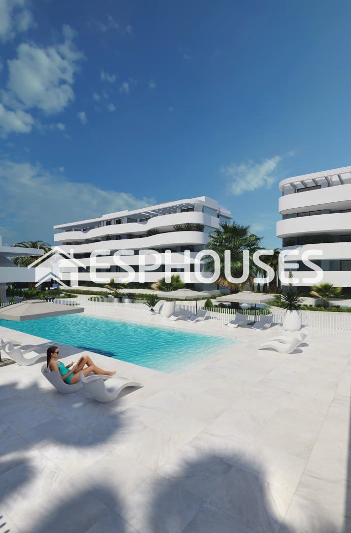 3 quarto Casa em Banda para venda em El Raso com piscina garagem - 464 900 € (Ref: 10019505)
