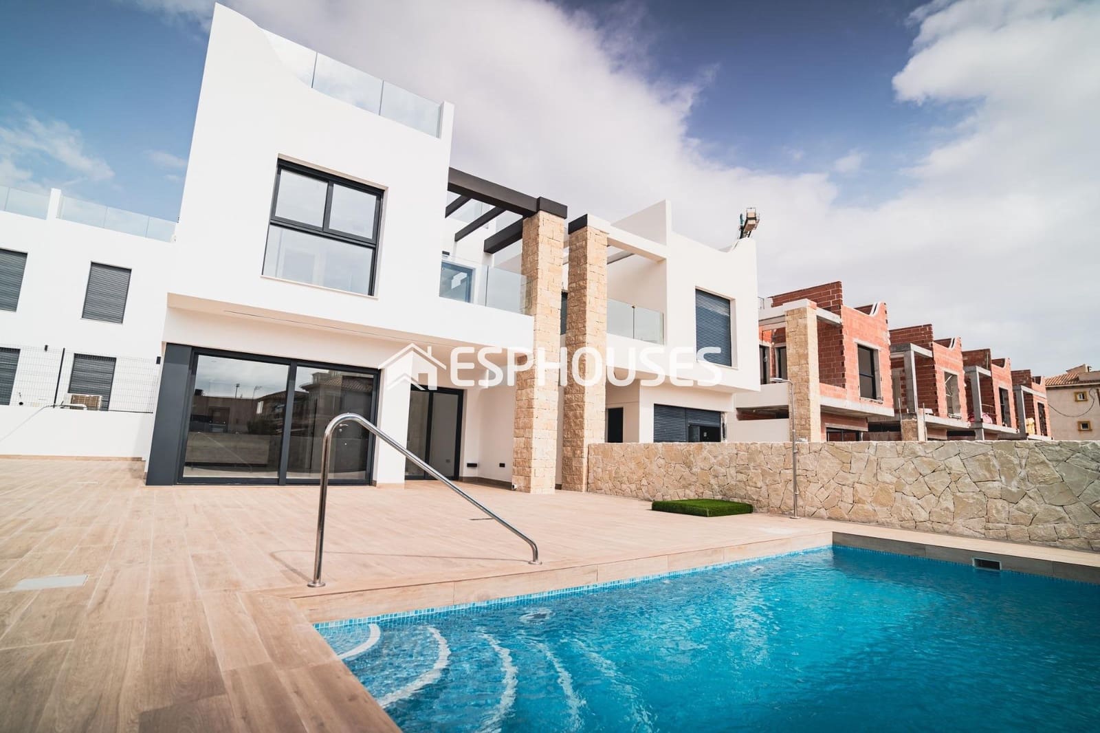 4 sovrum Villa till salu i Orihuela Costa med pool - 699 900 € (Ref: 10025282)