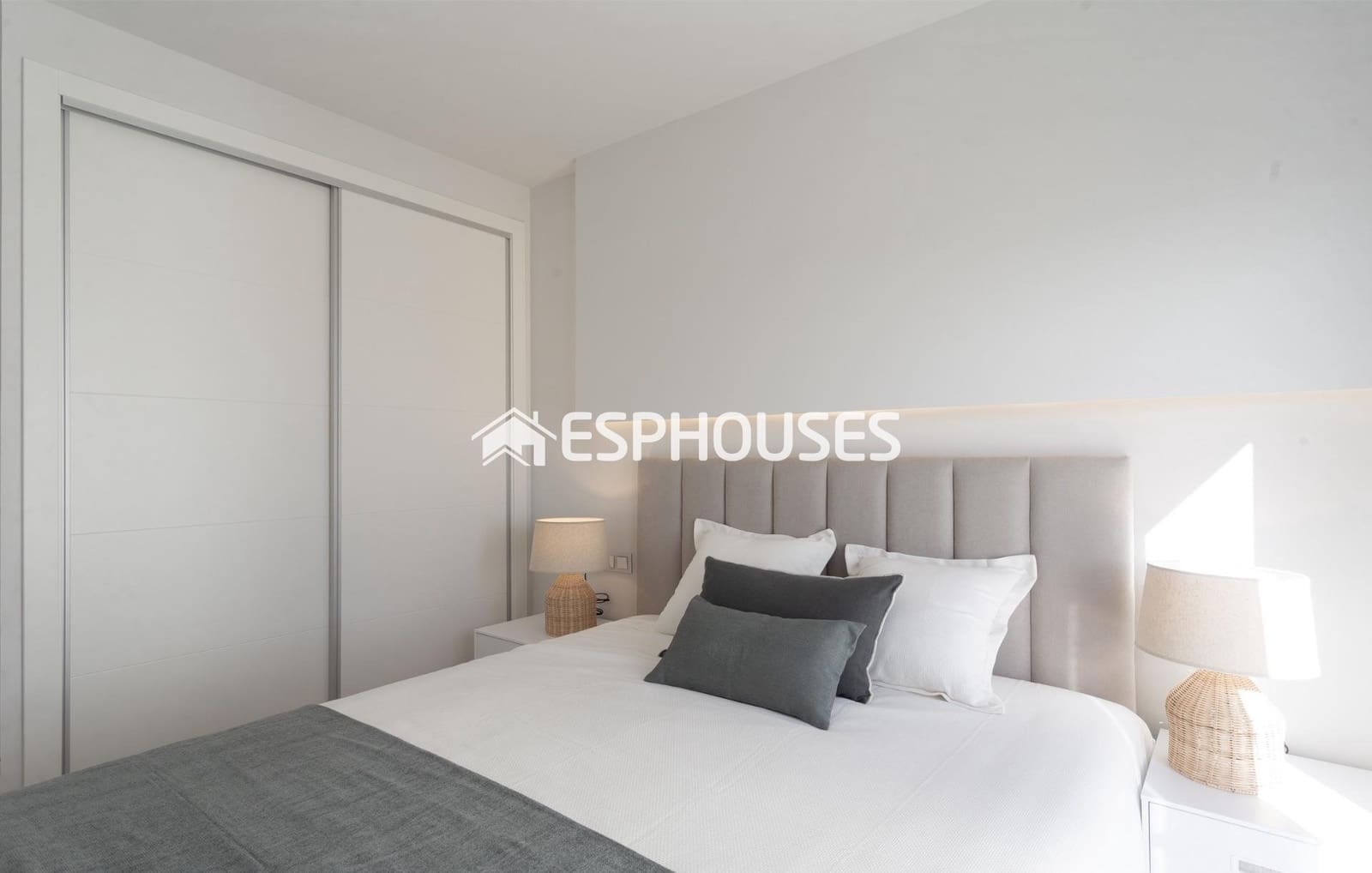 3 bedroom Penthouse for sale in Denia with pool - € 625,000 (Ref: 10025284)