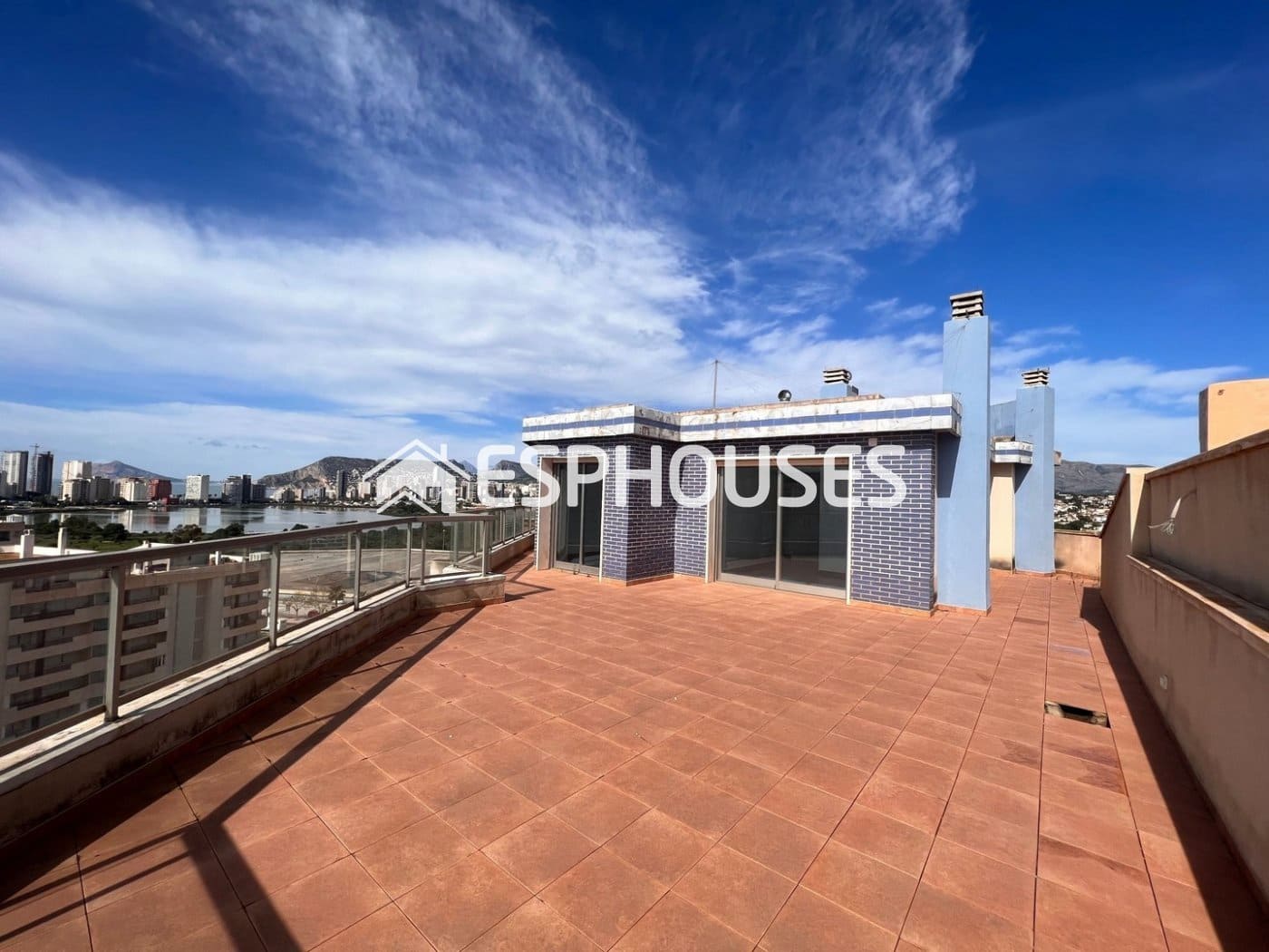 3 chambre Penthouse à vendre à Calpe / Calp avec piscine garage - 899 000 € (Ref: 10025290)