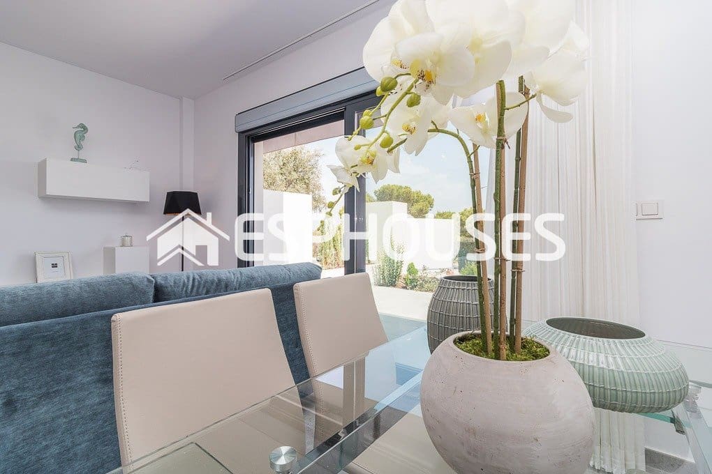 3 Zimmer Bungalow zu verkaufen in Los Balcones mit Pool Garage - 350.000 € (Ref: 10025291)