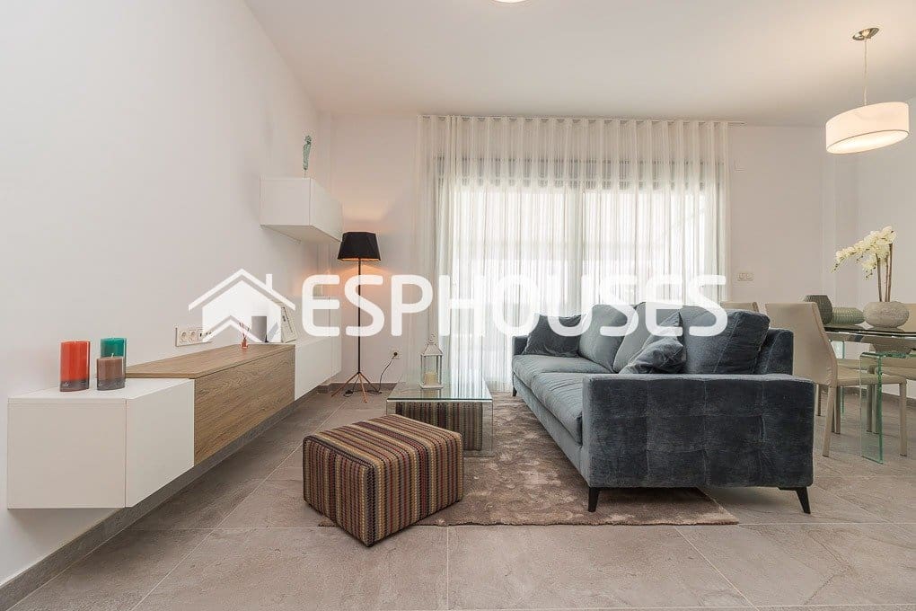 3 Zimmer Bungalow zu verkaufen in Los Balcones mit Pool Garage - 350.000 € (Ref: 10025291)