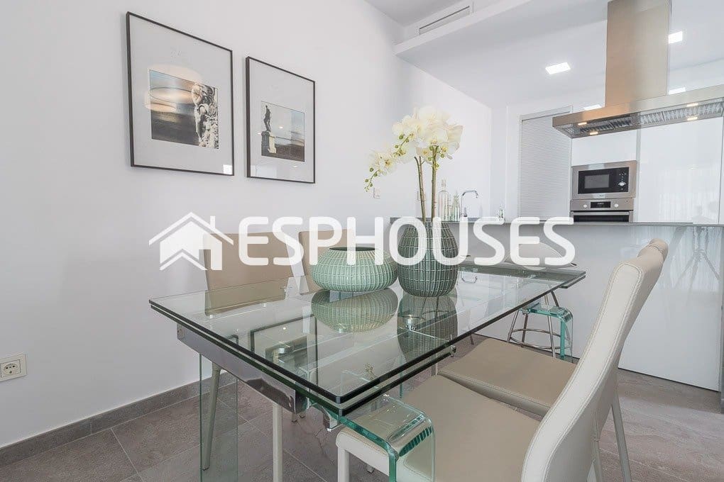 3 Zimmer Bungalow zu verkaufen in Los Balcones mit Pool Garage - 350.000 € (Ref: 10025291)